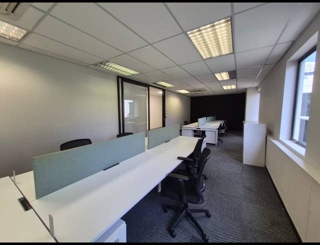 74M² OFFICE TO LET IN SANDTON CENTRAL